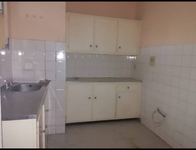 0.5 BEDROOM FLAT FOR SALE IN DURBAN CENTRAL